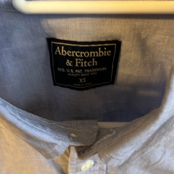Abercrombie & Fitch button down, size XS. - Picture 2 of 3